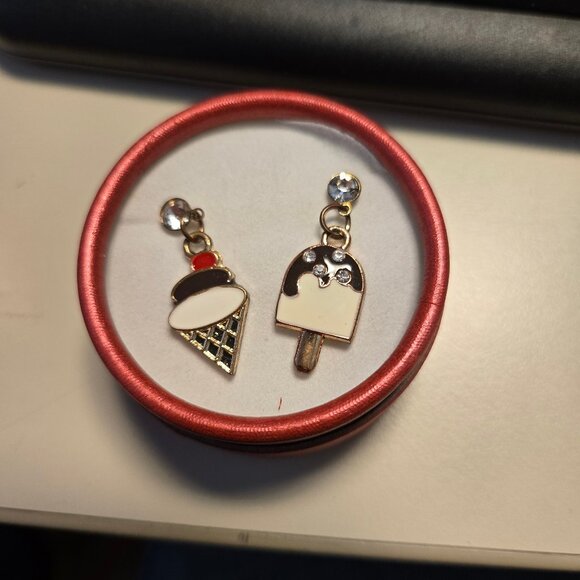 Ice Cream Mismatched Earrings - Picture 1 of 4